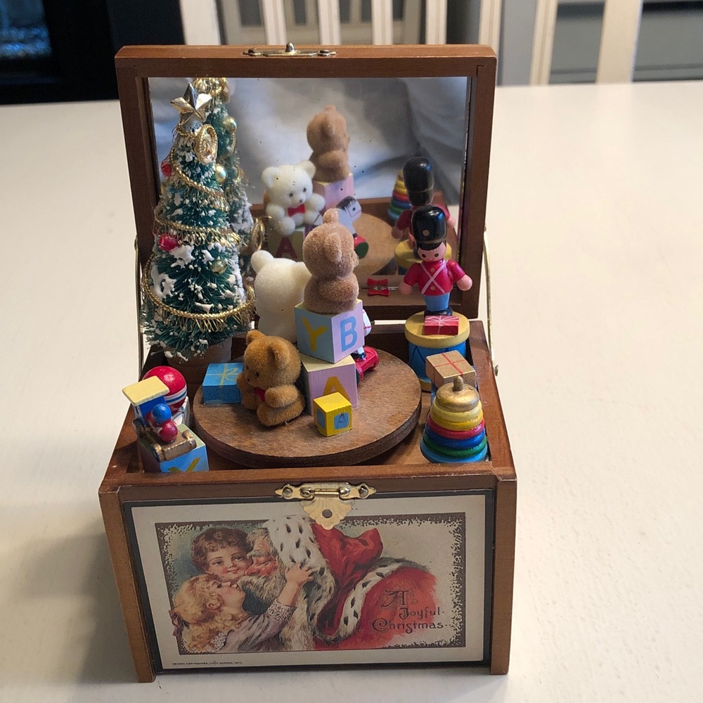 Enesco music box